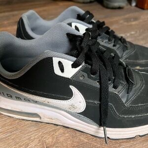 Nike Air Max Black and White Men's Shoes